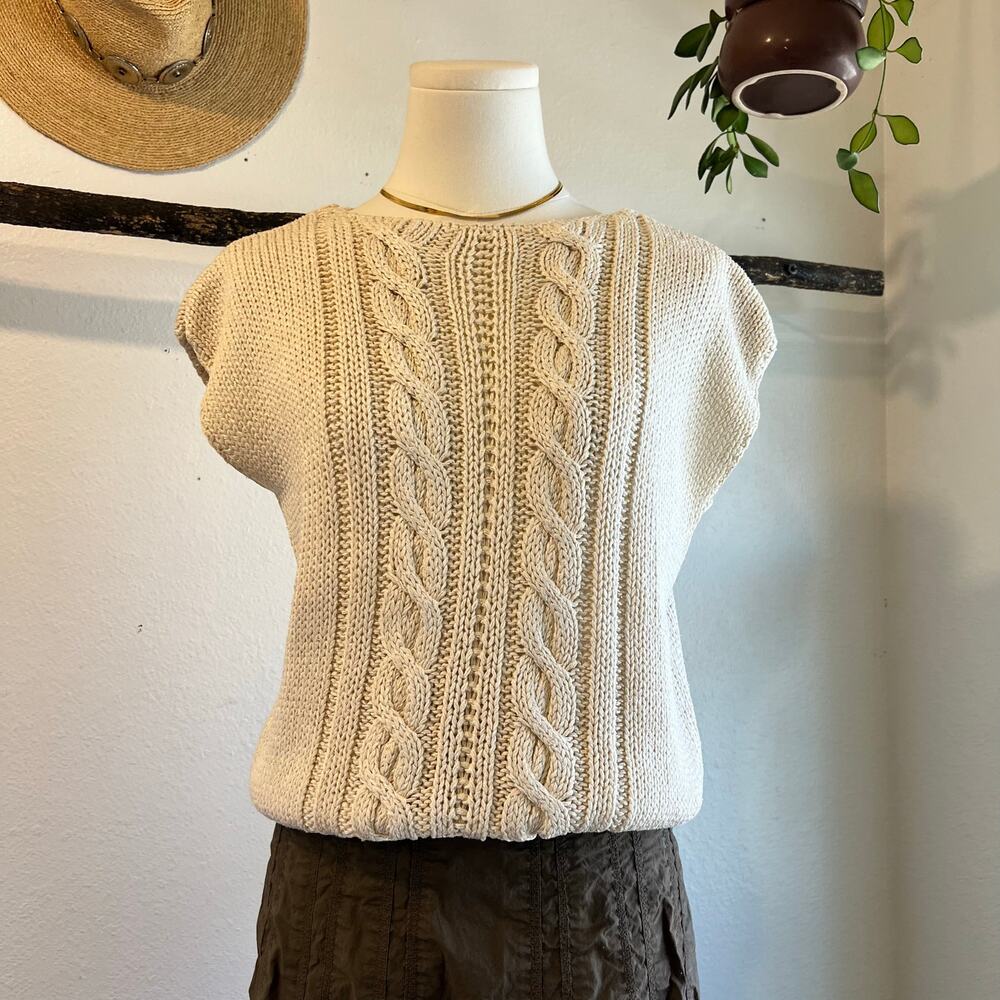Vintage 90s Cream Cable Knit Sleeveless Chunky Pullover Sweater Size Medium - Picture 8 of 9
